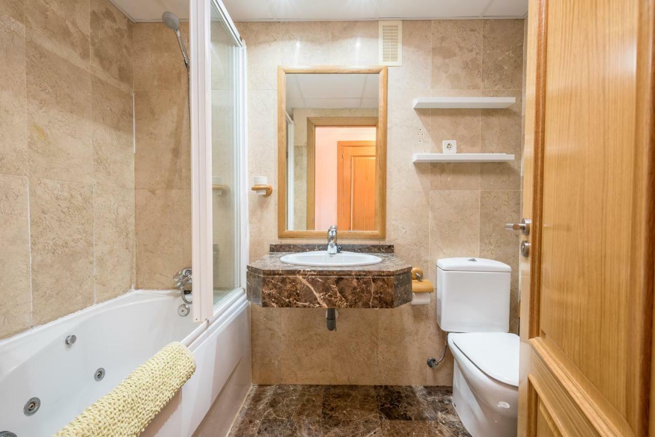 Apartamento Parque Litoral Málaga Extérieur photo